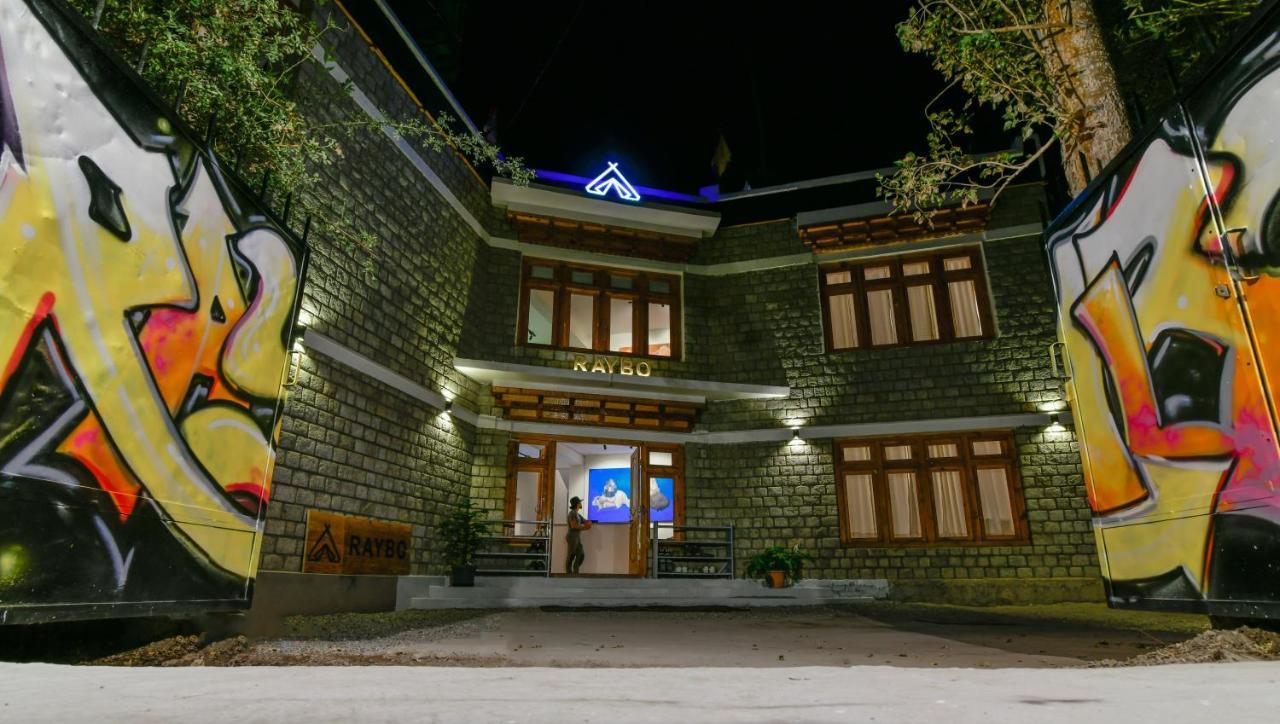 Raybo Hostel Leh Exterior foto