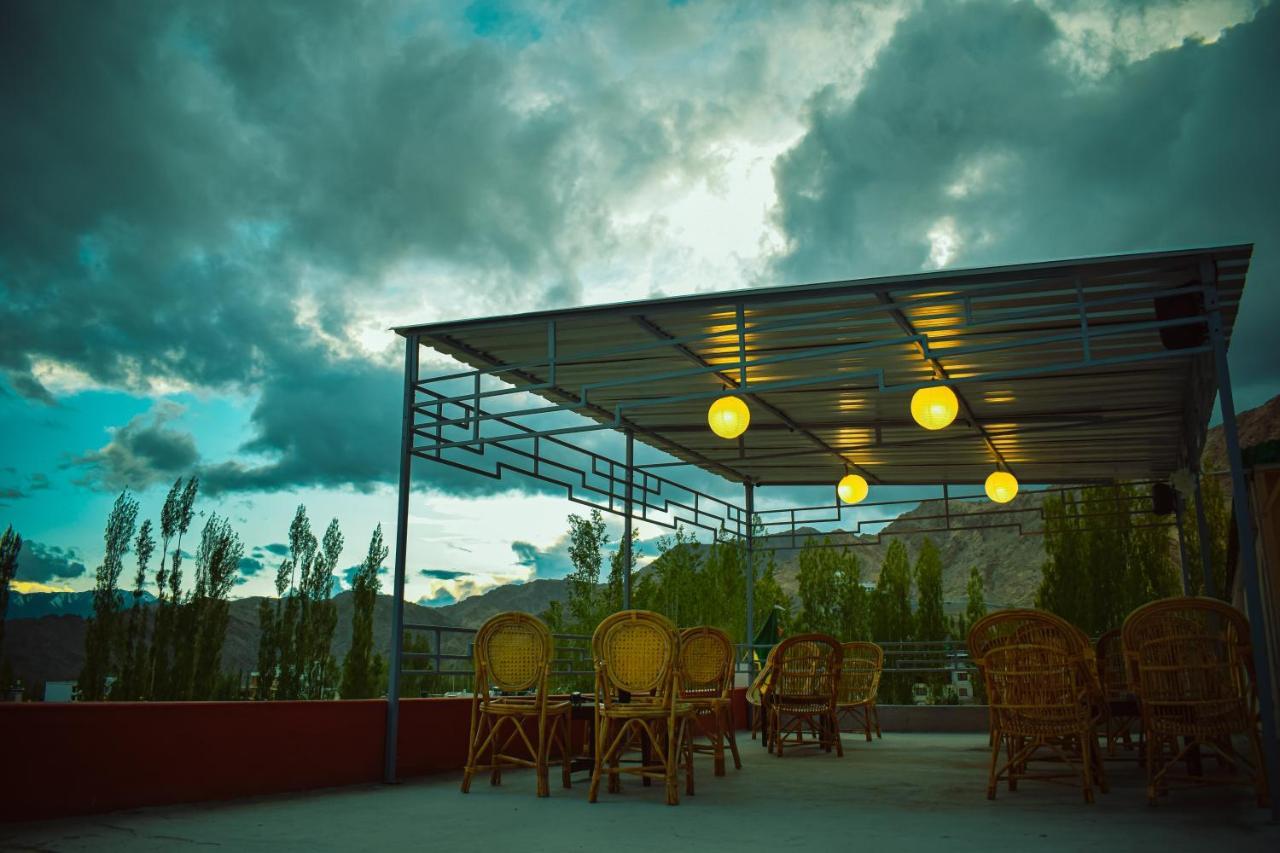 Raybo Hostel Leh Exterior foto